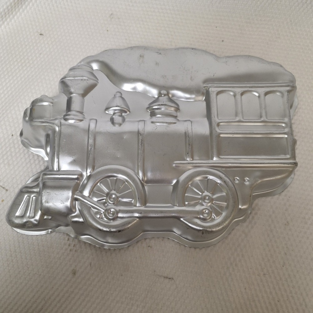 Train Cake Pan Vintage 1983 Wilton #502-3649 Birthday Party Choo Choo